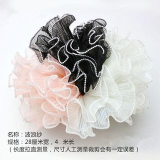 giấy gói hoa , Voan Ngọc bó hoa ,lưới voan sóng viền ngọc trang trí -28cm*4,5m
