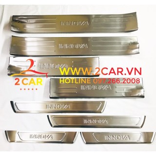 Ốp Bậc trong, ngoài cửa xe Innova 2017 2018 2019 2020 inox