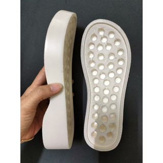 đế bánh mì 5cm nâu và đen dùng móc len hoặc giày da
