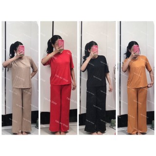 Bộ thun lạnh ủ kem, quần suông, tay lỡ, áo vạt bầu 2 size 65kg & 85kg