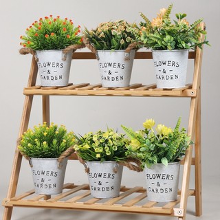 Giỏ hoa treo tường có kèm hoa