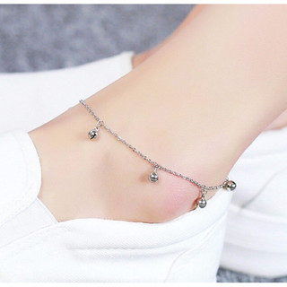 Lắc chân nữ titan chuông màu trắng không đen không gỉ