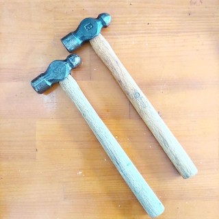 Búa đóng đinh , hàng bãi Nhật.