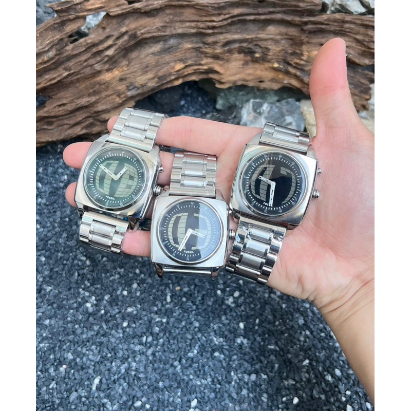 𝗙𝗢𝗦𝗦𝗜𝗟 𝗕𝗜𝗚 𝗧𝗜𝗖 “ 𝗦𝗲𝗰𝗼𝗻𝗱𝘀 𝗗𝗶𝗴𝗶𝘁𝗮𝗹 – 𝗕𝗹𝗮𝗰𝗸 𝗗𝗶𝗮𝗹 - Black Border “