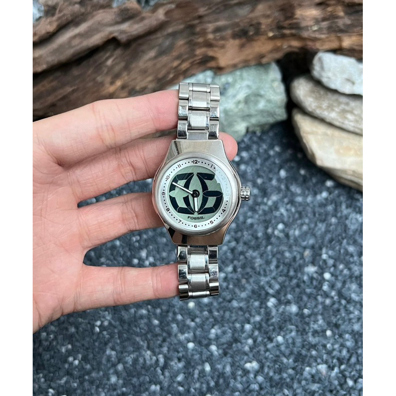 𝗙𝗢𝗦𝗦𝗜𝗟 𝗕𝗜𝗚 𝗧𝗜𝗖 “ 𝗦𝗲𝗰𝗼𝗻𝗱𝘀 𝗗𝗶𝗴𝗶𝘁𝗮𝗹 – 𝗪𝗵𝗶𝘁𝗲 𝗗𝗶𝗮𝗹 “