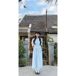 ĐẦM MIDI NÚT SỌC XANH PHỐI CỔ TRẮNG