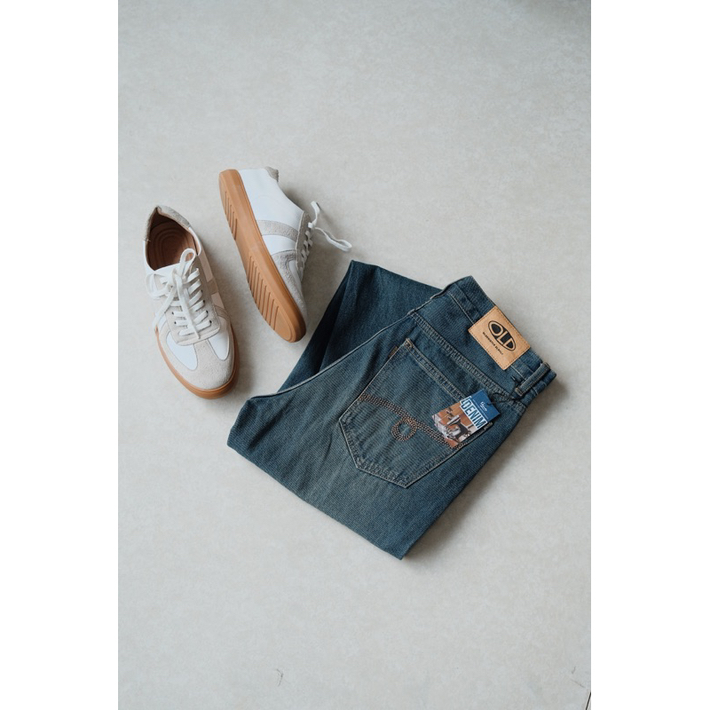 Quần Jean Regular-Fit Lot.023 | Màu Dirty Blue - Olderister