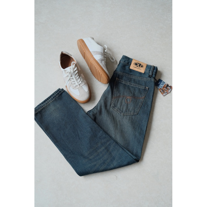 Quần Jean Regular-Fit Lot.023 | Màu Dirty Blue - Olderister