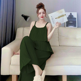 Đồ bộ nữ mặc nhà có size từ 48kg đến 63kg quần suông rộng áo hai dây xếp tầng, vải dập ly co giãn tốt