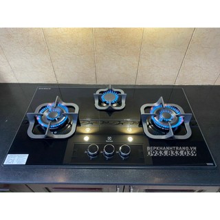 Bếp gas âm 3 vùng nấu electrolux egt7838ck hàng trưng bày 99% - bảo hành 12 tháng