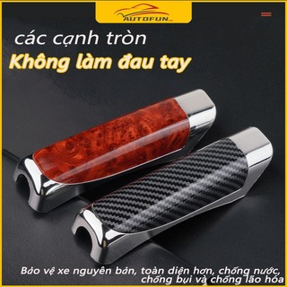 Miếng bọc bảo vệ bằng sợi carbon tiện dụng cho phanh tay xe hơi