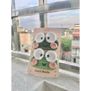 Kẹp tóc len handmade con ếch, hoa hướng dương