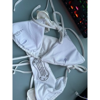 Bikini hoa trà 2 mảnh màu trắng