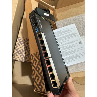 Router cân tải chuyên dụng Mikrotik RB5009 hàng mới chính hãng