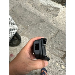 Chân đế pin makita 18v