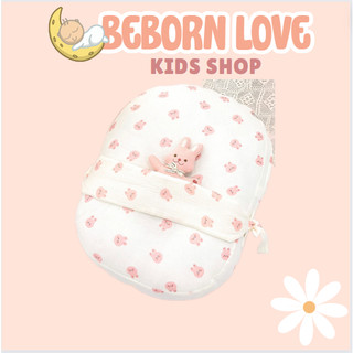 Gối chống trào ngược cho bé BÔONA BEBORN LOVE có đai kết hợp vải lưới 3D tạo sự đàn hồi thoáng khí chống chớ