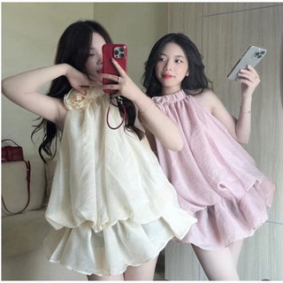 Váy cổ yếm khoát vai đính nơ bồng bềnh, mặc đi biển kèm quần bảo hộ -Kem.Studio
