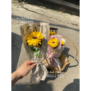 Bó hoa 1b hướng dương mix cúc nhỏ túi love chính chủ