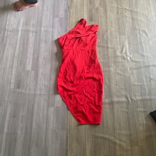 2hand đầm body đỏ size S và M vừa dài 114cm mã 210
