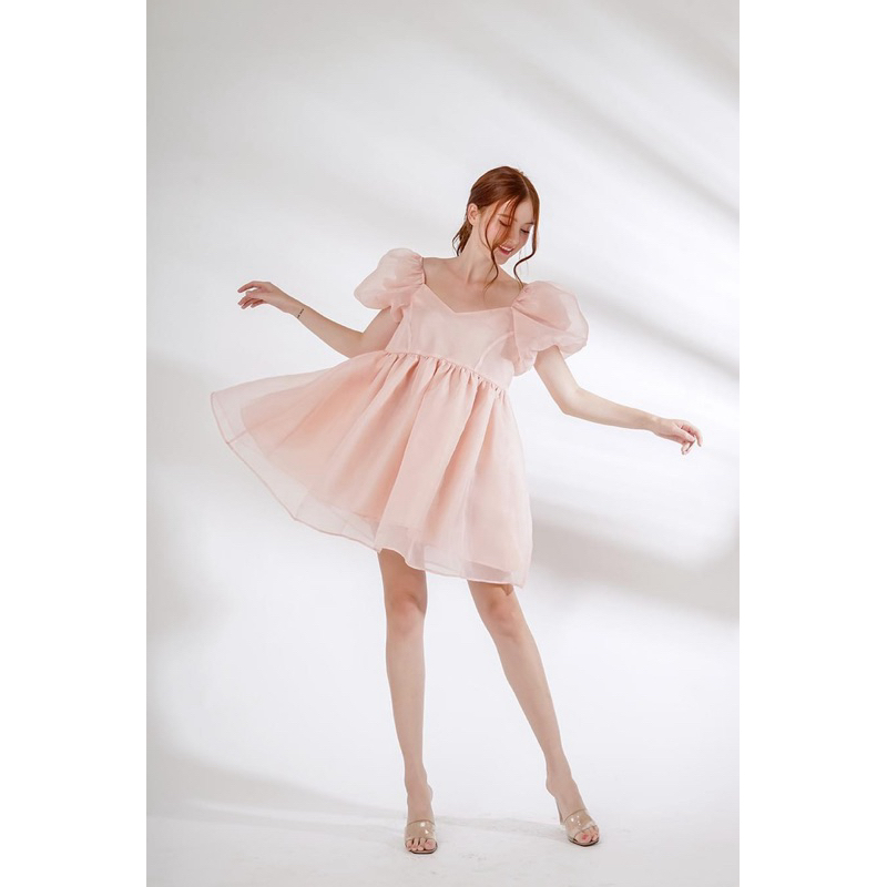 『𝐑𝐞𝐧𝐛𝐲𝐭𝐞𝐞』 𝗣𝘂𝗳𝗳𝗮𝗻𝘁 𝗦𝗹𝗲𝗲𝘃𝗲 𝗗𝗿𝗲𝘀𝘀 | 𝗕𝗲𝗶𝗴𝗲 | 𝗙𝗿𝗲𝗲𝘀𝗶𝘇𝗲 (gốc 1.190k)