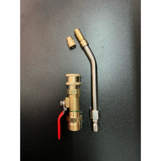 van khóa kèm béc xịt mẫu mới , kết hợp 2 loại tia nước mạnh và yếu , hỗ trợ vệ sinh máy lạnh và máy giặt