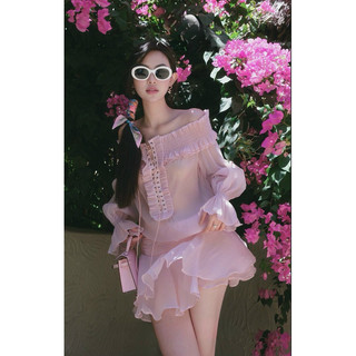 Jumpsuit bèo tầng trễ vai giả đầm