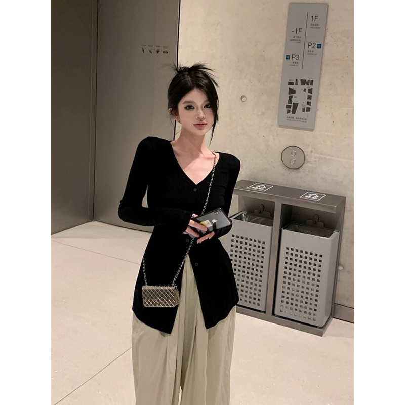 Áo cổ V dài tay vải thun tăm lạnh (A226) | BigBuy360 - bigbuy360.vn