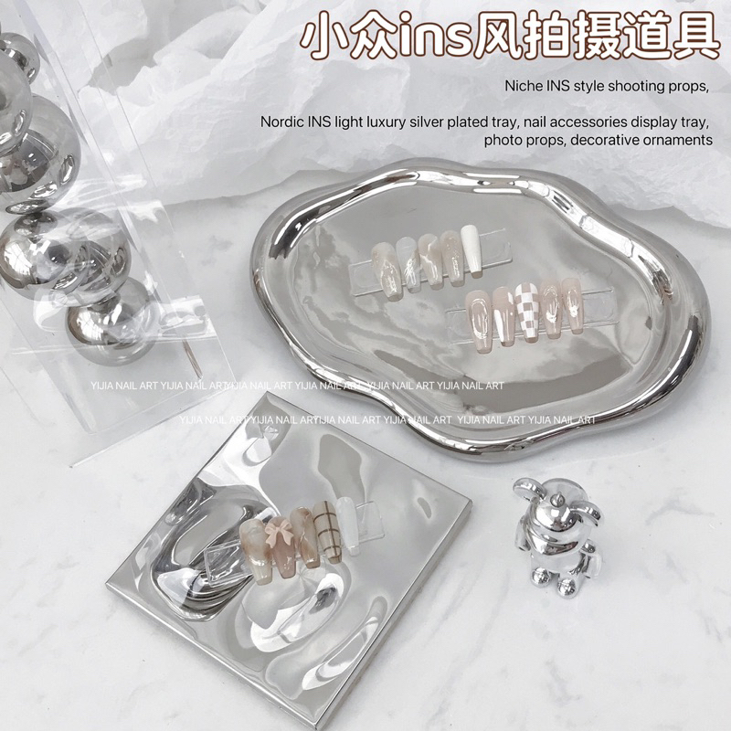 Khay inox bạc decor chụp ảnh nail