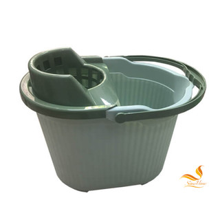 Xô vắt móp đẹp có bánh xe