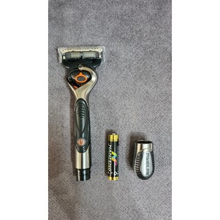 Dao cạo râu 5 lưỡi Gillette Proglide5 power (1 tay cầm xoay chiều sử dụng pin và 1 đầu cạo 5+1)