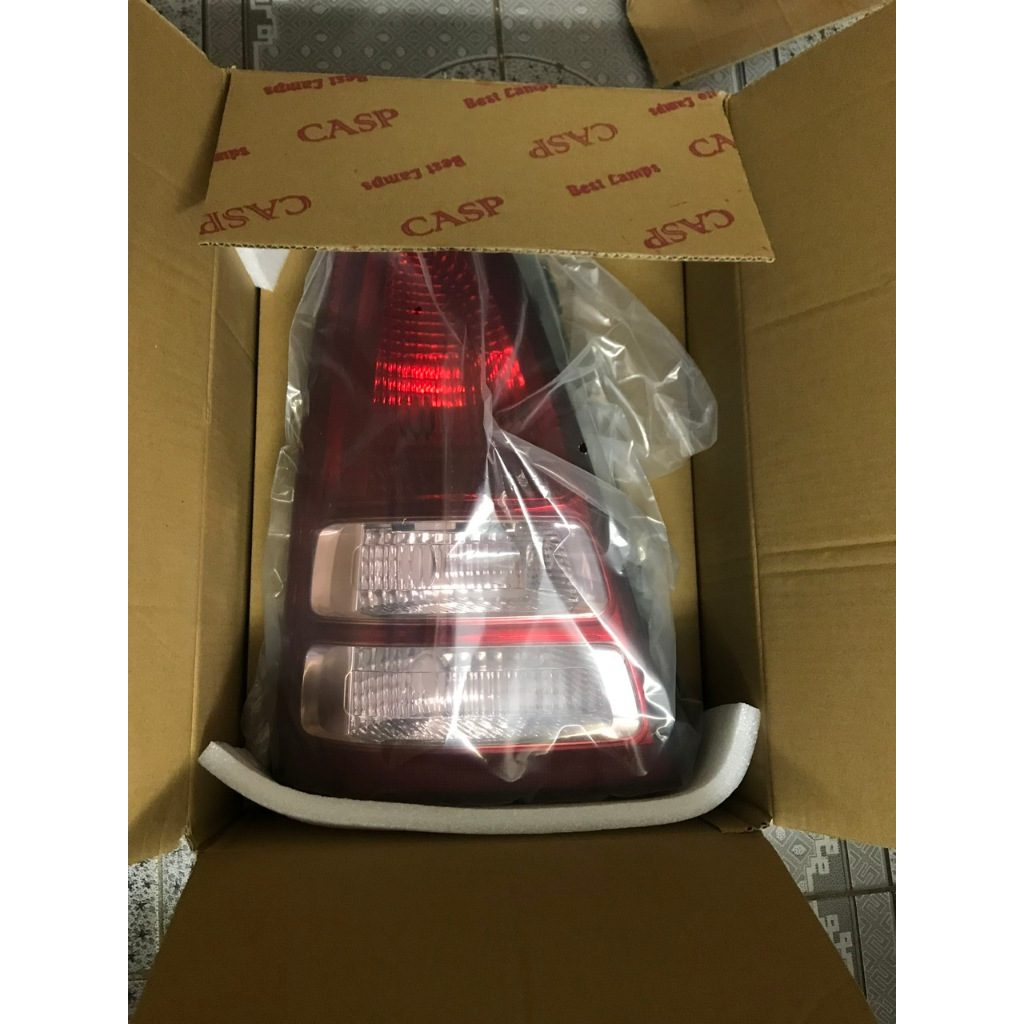 Đèn hậu xe Innova 2006,2007,2008