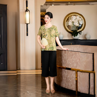 Đồ bộ trung niên mặc nhà cho bà cho mẹ LYBEE LS007 áo chất lụa tuyết, quần đũi mát mẻ thoải mái