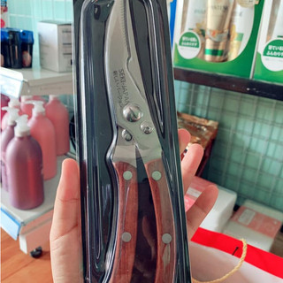 KÉO CẮT GÀ SEKI JAPAN