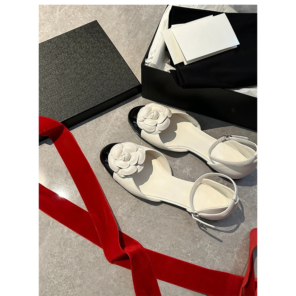 (Hàng Cao Cấp - Full Box) Giày Sandal Mary Jane Mũi Tròn Hoa Trà Cha..nel WESTIE STUDIO - A512.GN