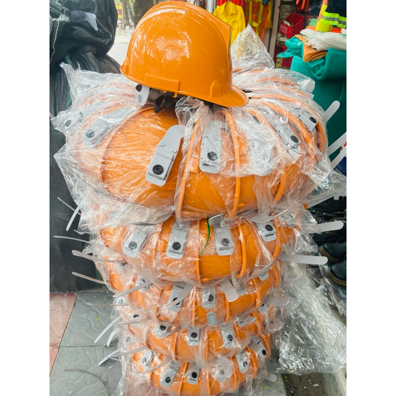 Mũ bảo hộ lao động công nhân Dũng Phong