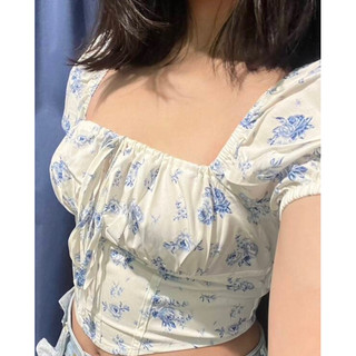 [ Hàng order shein] top hoa khoá lưng 2 màu