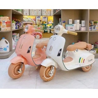 Xe máy điện vespa trẻ em sử dụng chân ga mẫu mới