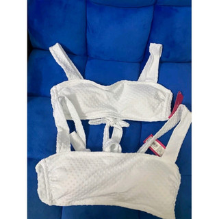áo lẻ bơi chất đẹp,lỗi dơ nhẹ,