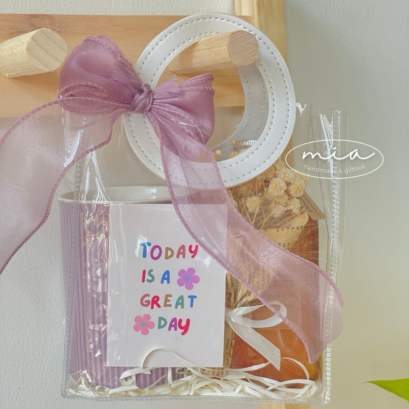Set quà tặng sức khỏe handmade Combo Hạt dinh dưỡng và Cốc sứ Tiệm của Mia