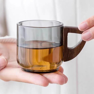 Chén trà thủy tinh xám khói cao cấp có quai , thủy tinh borosilicate , dung tích 100ml