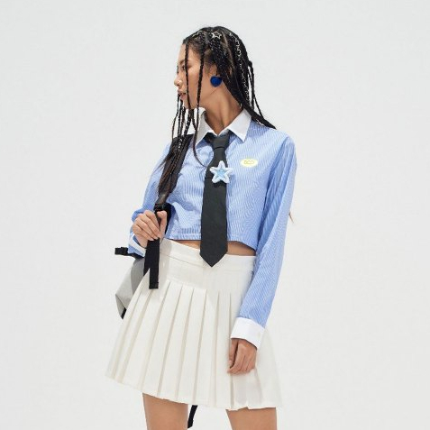 Áo Sơ Mi BOO Phối Cổ Croptop Essential