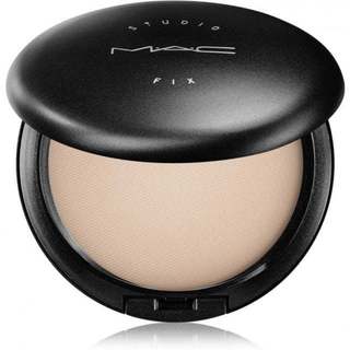 Phấn phủ MAC studio fix power plus foundation 15g siêu mịn