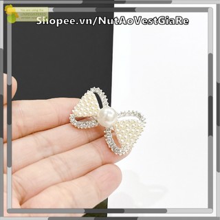 Nơ cài áo đính hạt ngọc xinh xắn, tag cài áo phong cách tiểu thư dễ thương