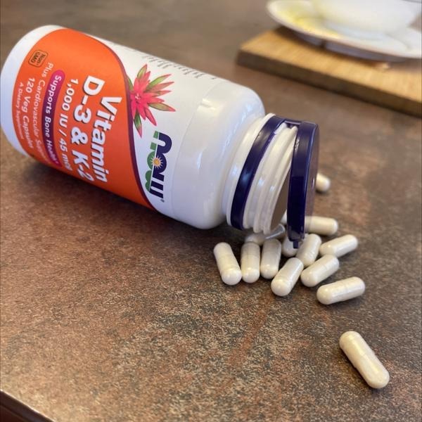 Viên uống Vitamin D3 K2 Now 1000IU / 45mcg (120 viên) giúp xương, răng chắc khỏe, tăng đề kháng