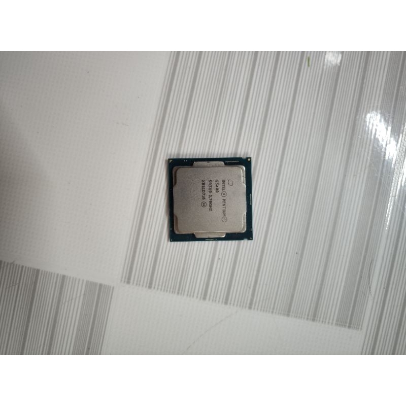 cpu intel g5400 như hình