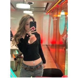 Áo thun cổ V khoét ngực sâu gợi cảm dài tay chất cotton - áo hở ngực sexy thời trang Camela 022