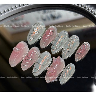 Nailbox thiết kế trái tim 96