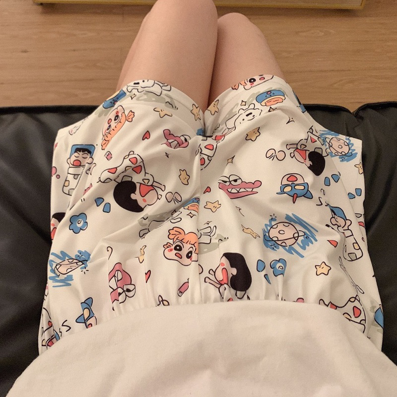 Quần short đùi họa tiết hoạt hình dễ thương nam nữ dáng unisex | BigBuy360 - bigbuy360.vn