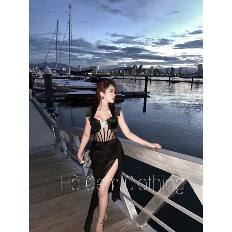 Đầm tiệc xẻ đùi ASHYLEY size M