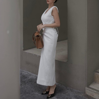 Đầm tiệc khoét eo ASHYLEY size M